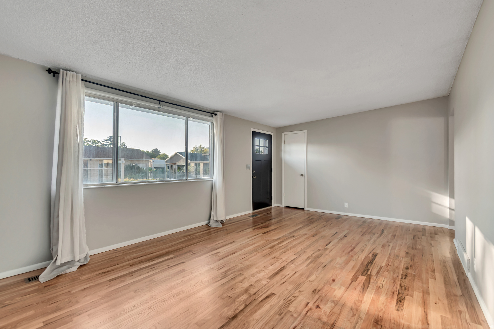 MEADOWS - Residential