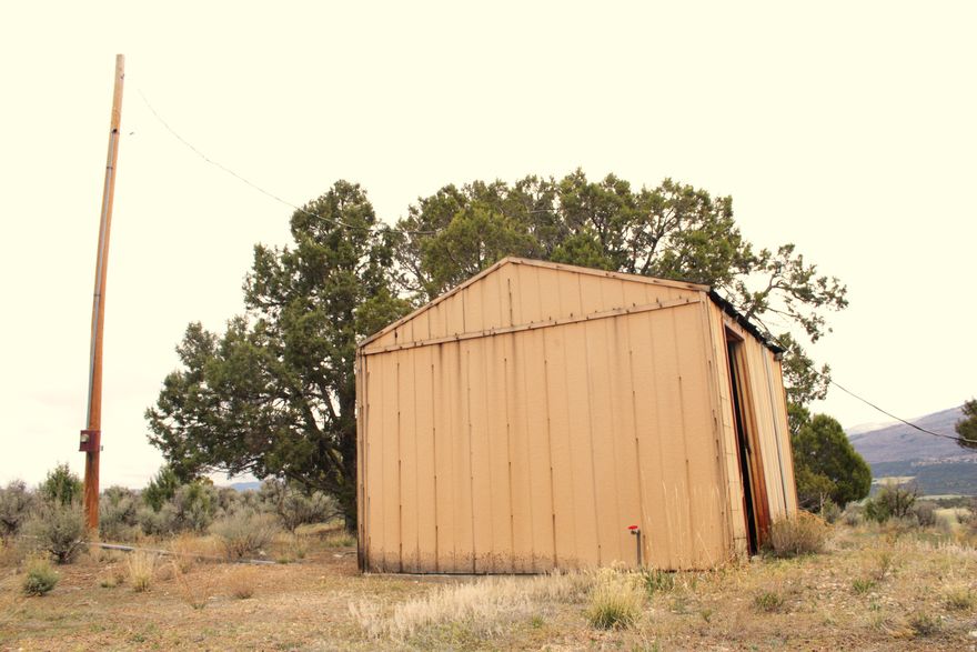 Located near the city of Fairview, this 1.36-acre agricultural parcel in the Westridge Farms subdivision offers a beautiful setting with expansive surrounding views and numerous mature trees throughout the property. A dirt/gravel road leads up to an old well house and then connects to the neighboring parcel. The land includes an older well house (currently not in use) and overhead power lines. Please contact the agent for GPS coordinates or to schedule a tour of the property.