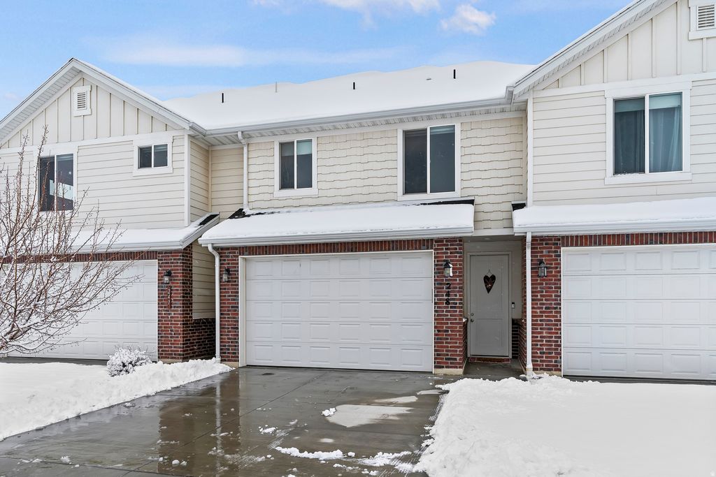 Photo for 2695 S 2300 W #248, West Haven, UT 84401 (MLS # 2138274)