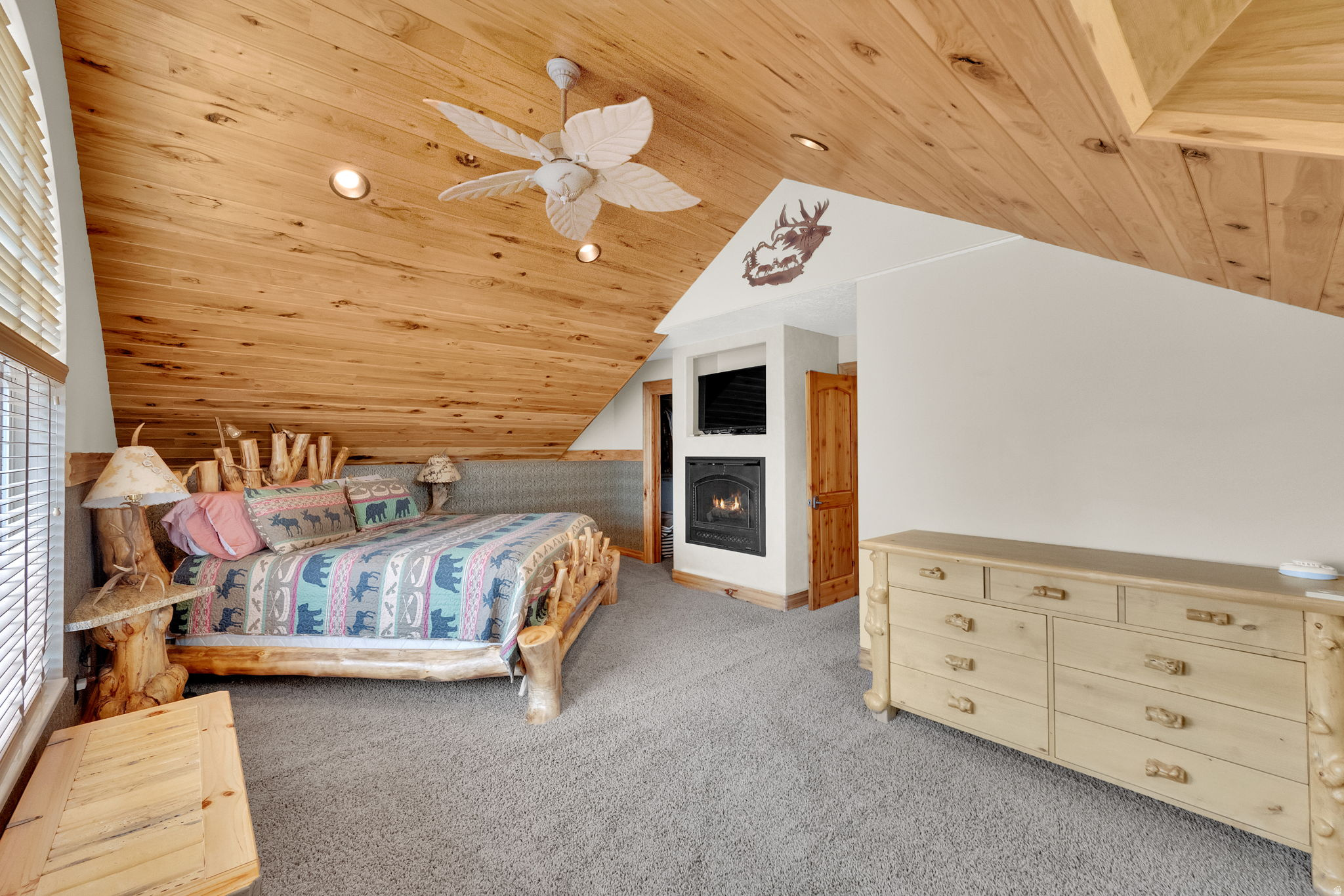 TIMBER LAKES - Residential