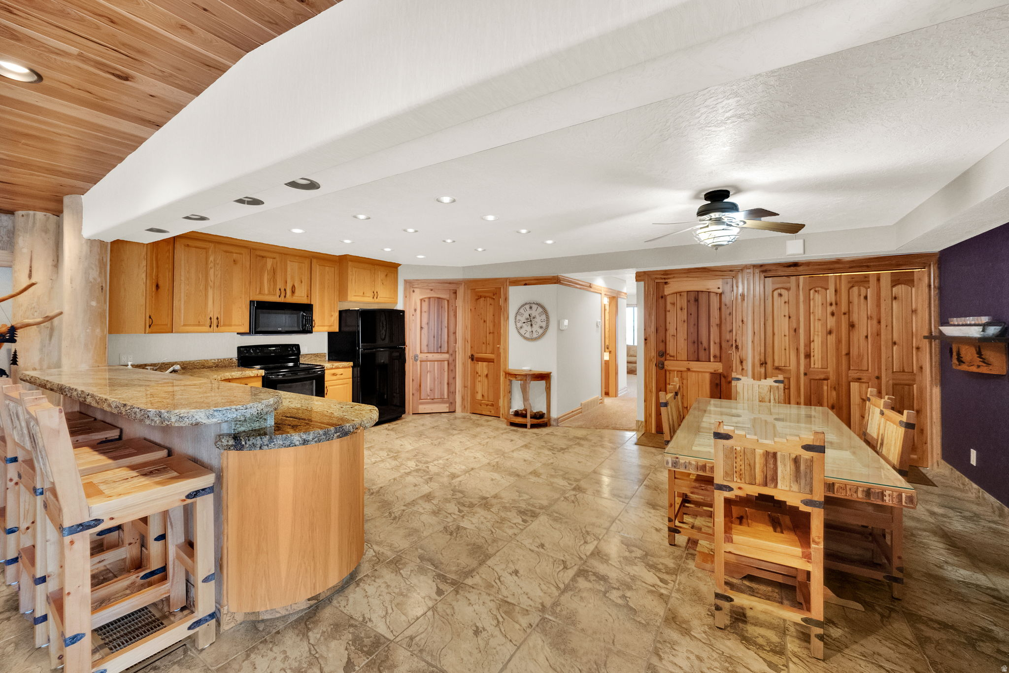 TIMBER LAKES - Residential