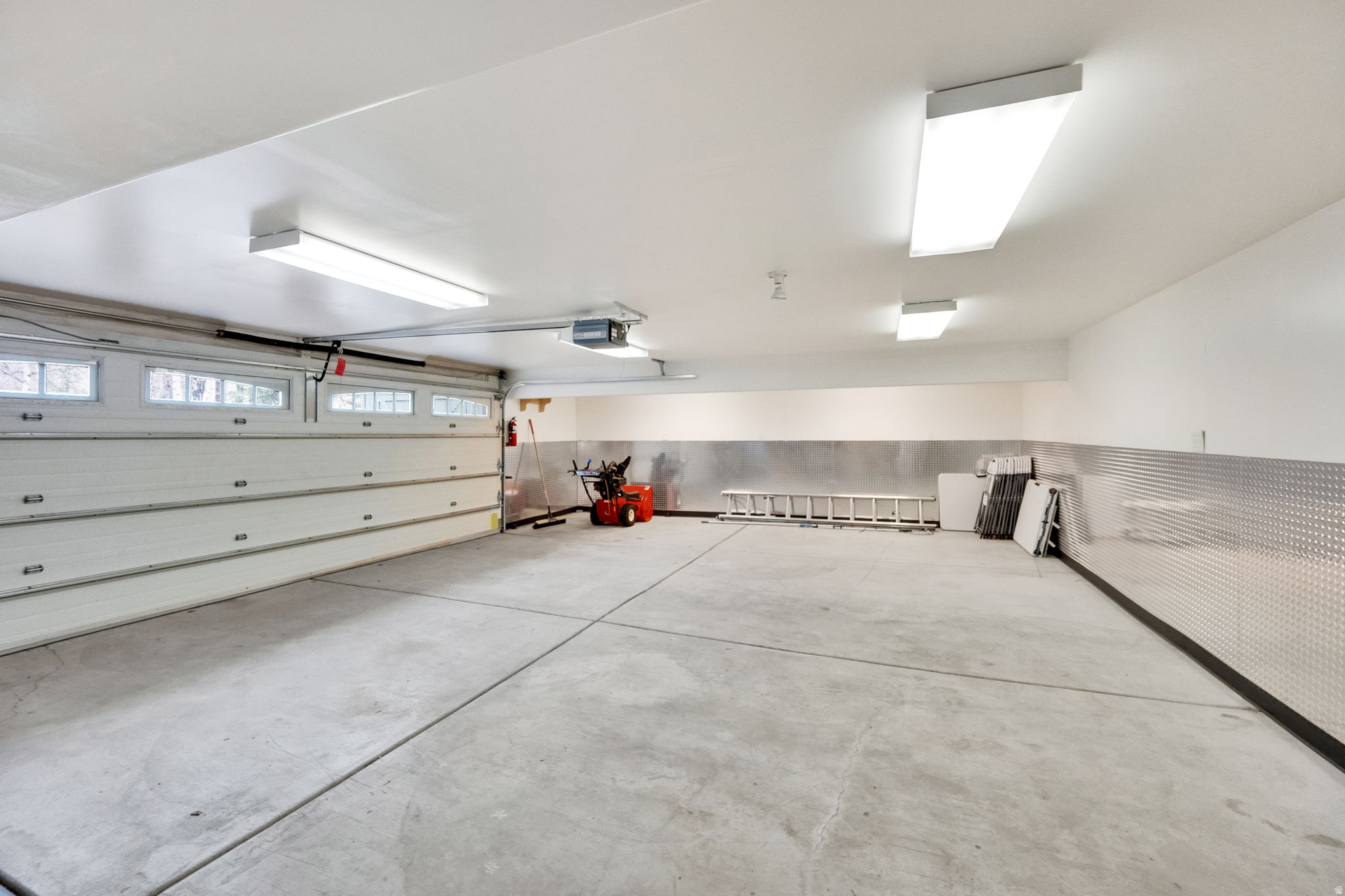 TIMBER LAKES - Residential