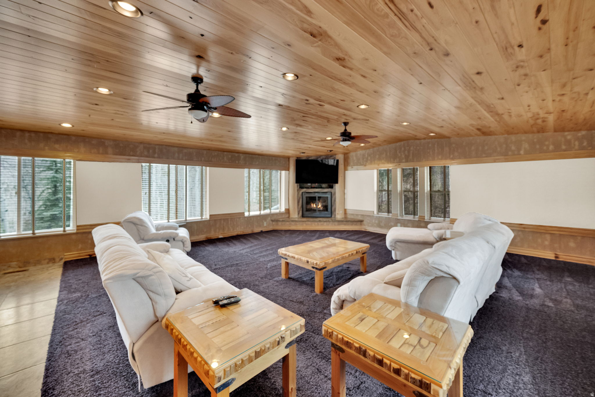 TIMBER LAKES - Residential