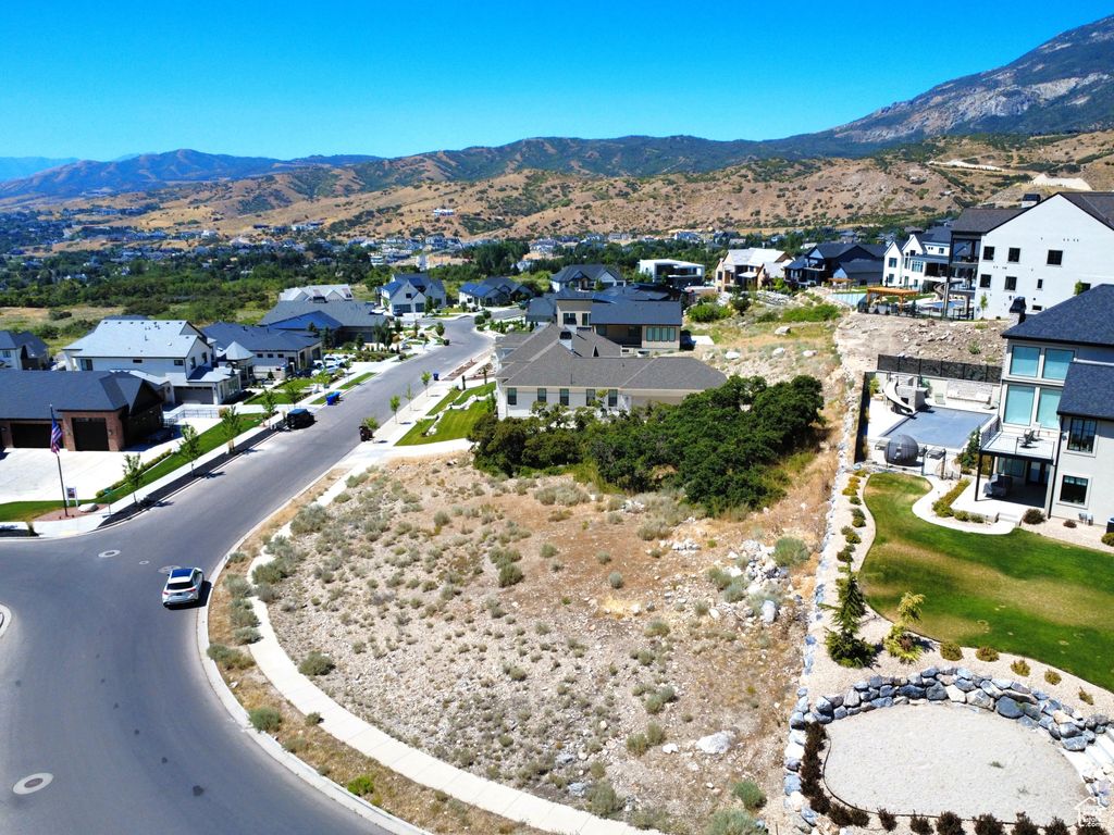 Photo of 3862 W OAK HILL DR #7, Alpine, UT 84004 (MLS # 2143819)
