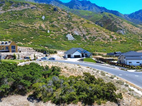 Tiny photo for 3862 W OAK HILL DR #7, Alpine, UT 84004 (MLS # 2143819)