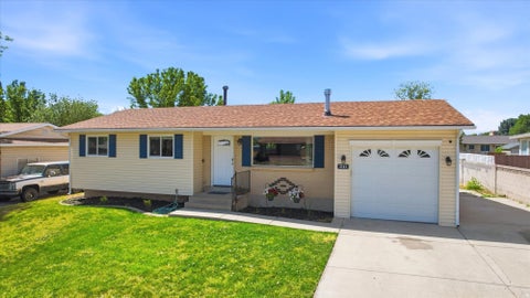 Homes For Sale - 2141 W 7125<br/> Salt Lake County, West Jordan, UT 84084