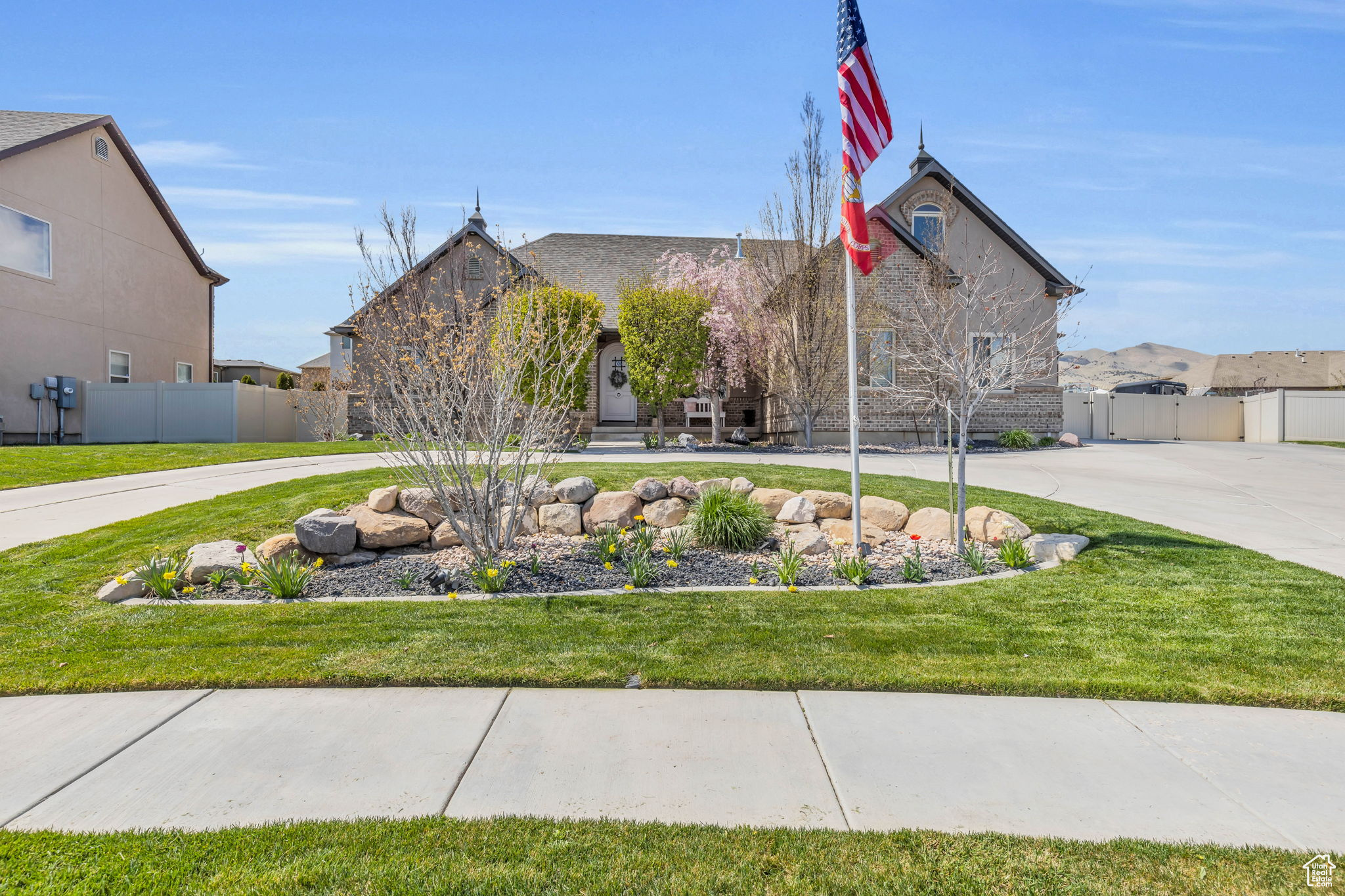 3857 S Windlass Rd, Saratoga Springs, Utah image 1