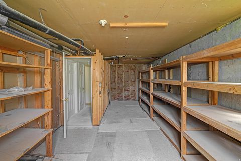Tiny photo for 461 E 2175 N, North Ogden, UT 84414 (MLS # 2153870)