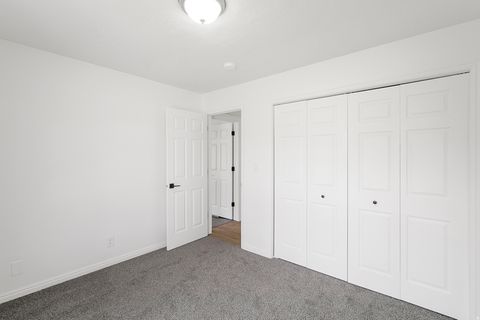 Tiny photo for 461 E 2175 N, North Ogden, UT 84414 (MLS # 2153870)