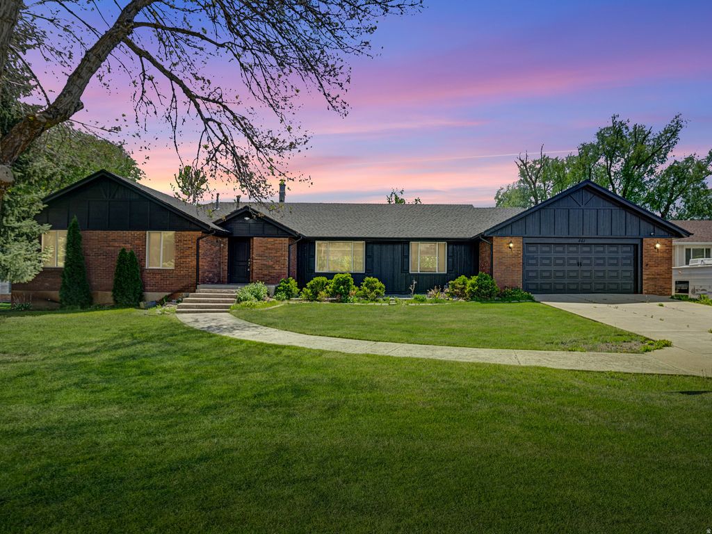 Photo of 461 E 2175 N, North Ogden, UT 84414 (MLS # 2153870)