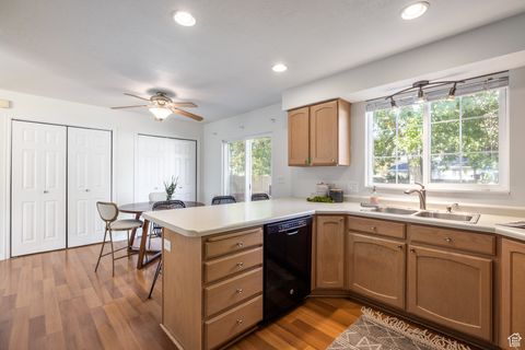 Tiny photo for 672 S 780 W, Lehi, UT 84043 (MLS # 2119229)