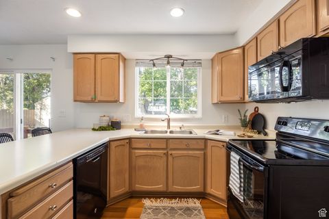 Tiny photo for 672 S 780 W, Lehi, UT 84043 (MLS # 2119229)
