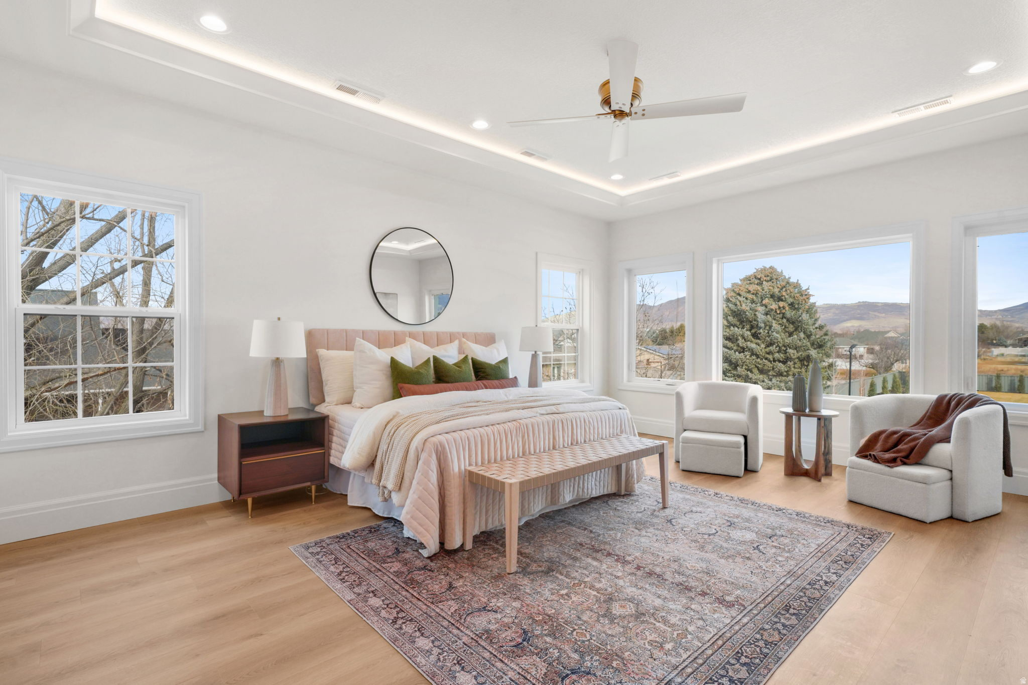 HIGHLAND HOLLOWS - Residential