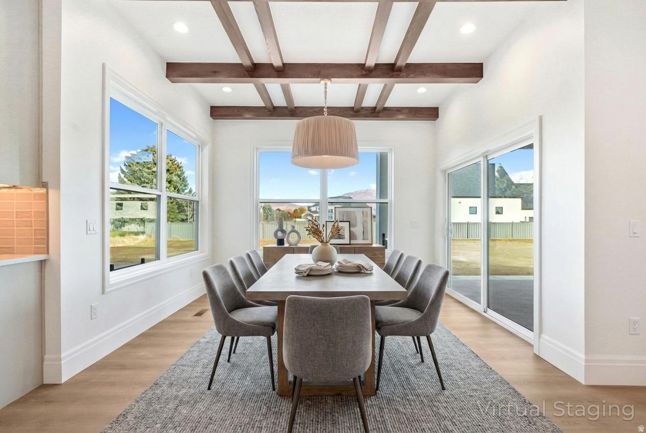 HIGHLAND HOLLOWS - Residential