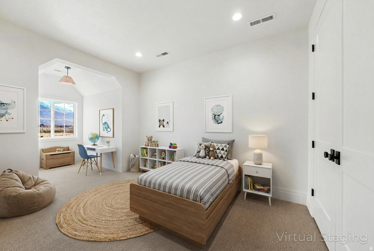 HIGHLAND HOLLOWS - Residential