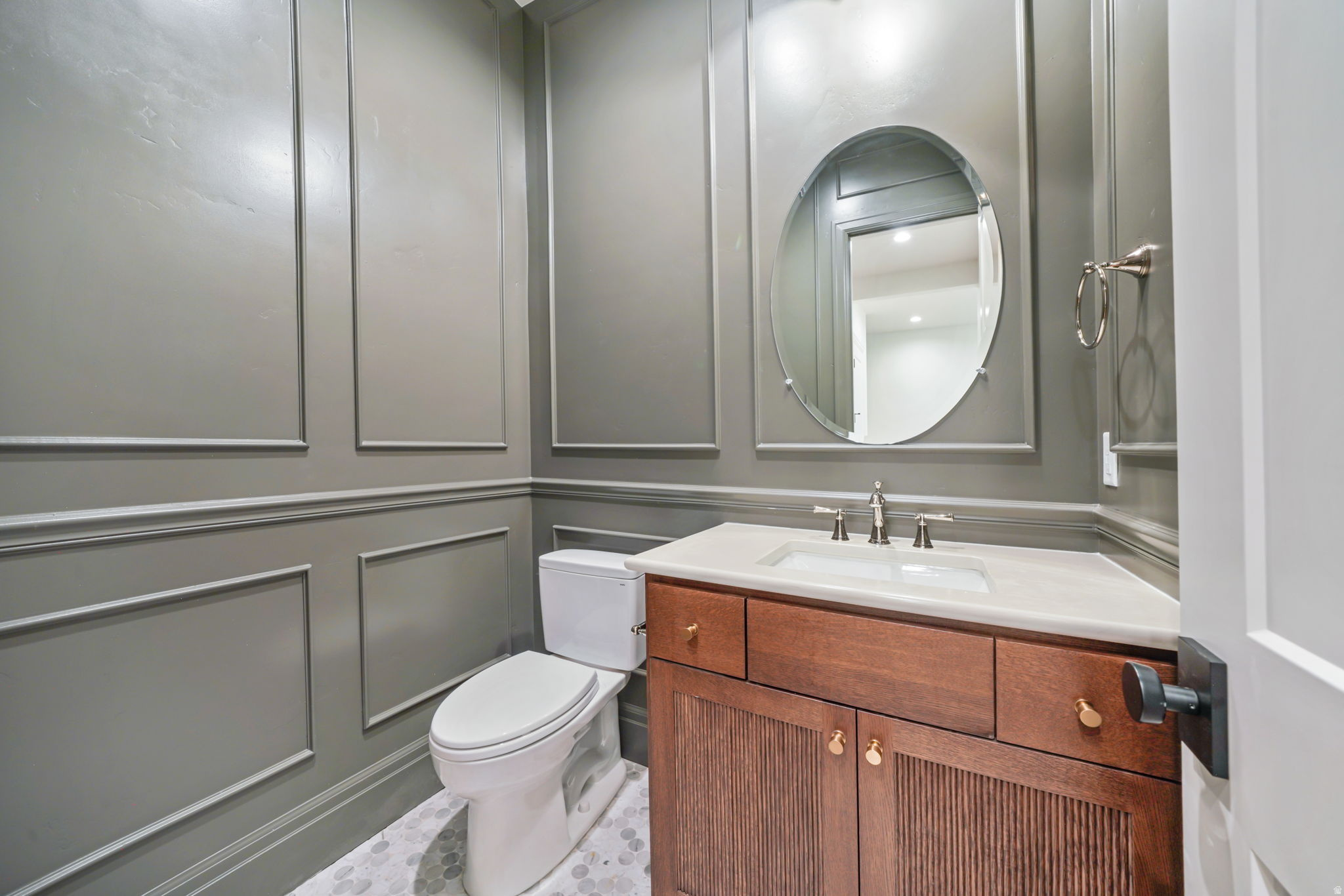 HIGHLAND HOLLOWS - Residential