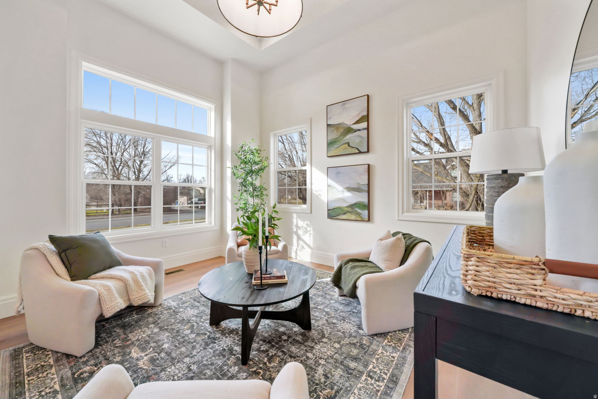 HIGHLAND HOLLOWS - Residential