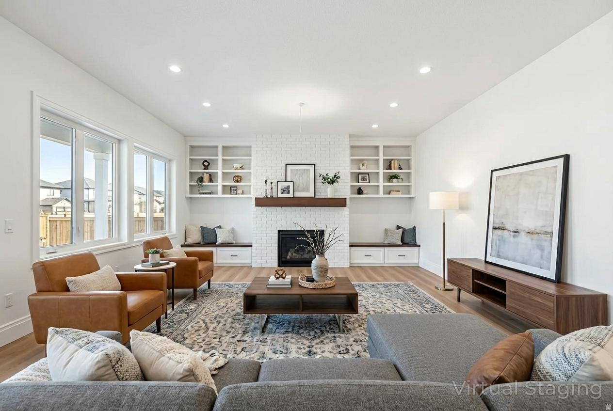 HIGHLAND HOLLOWS - Residential