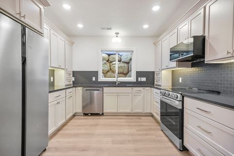 Tiny photo for 6576 W 9810 N, Highland, UT 84003 (MLS # 2123620)