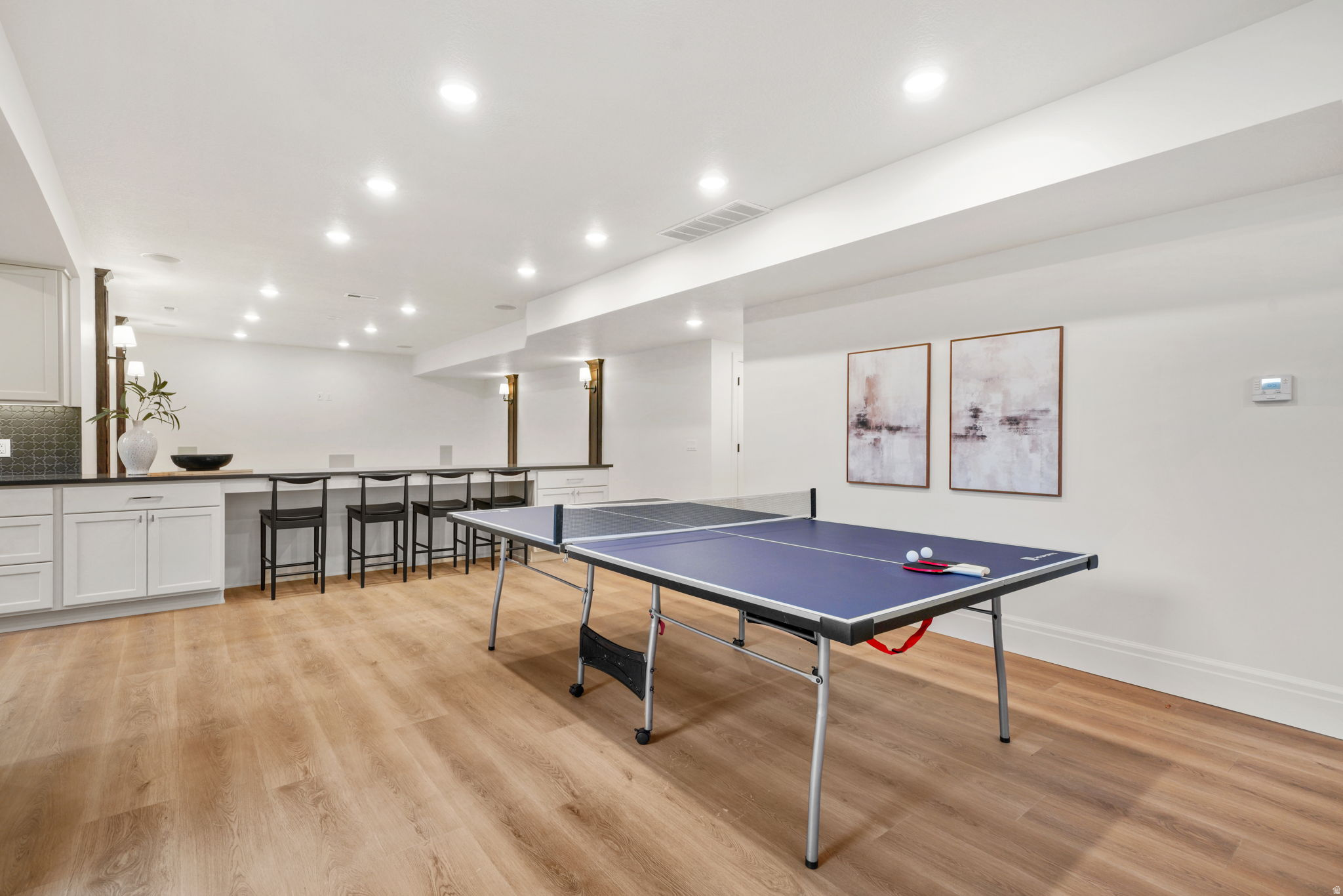 HIGHLAND HOLLOWS - Residential