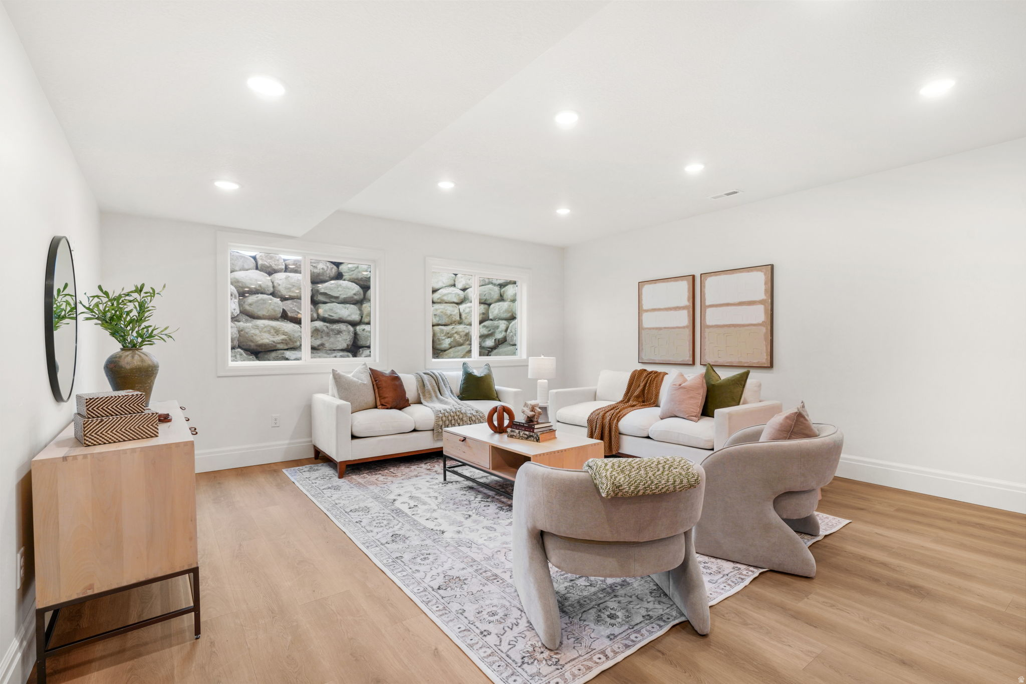 HIGHLAND HOLLOWS - Residential