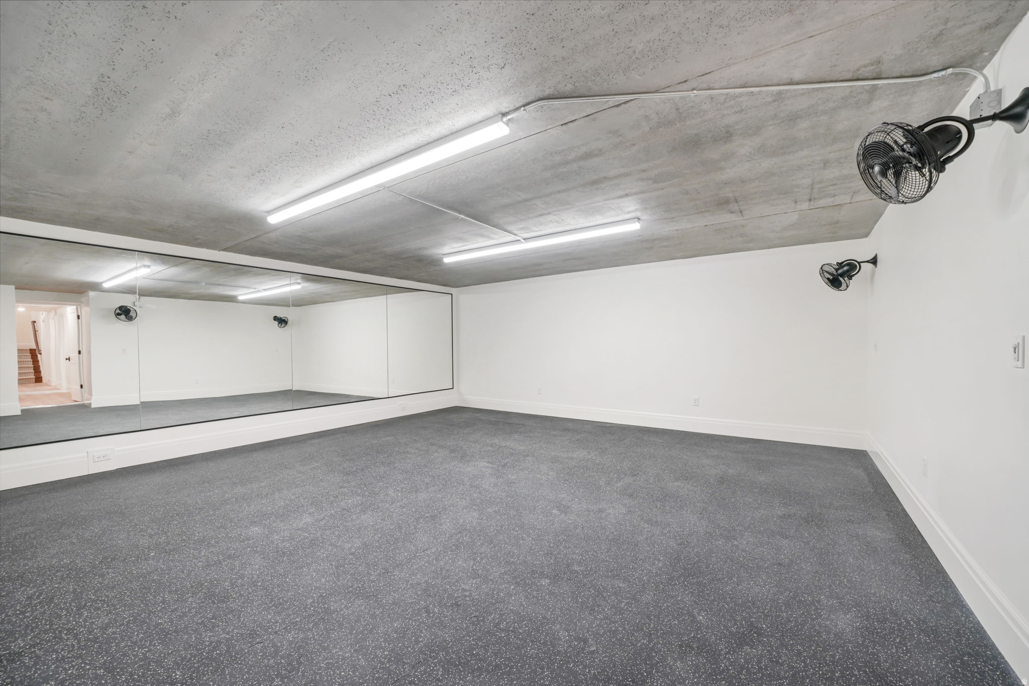 HIGHLAND HOLLOWS - Residential