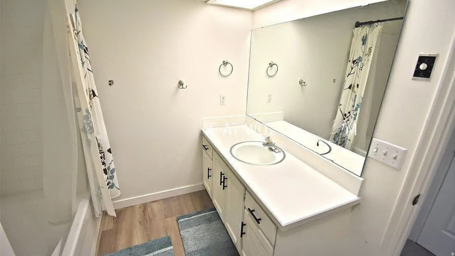 MT OGDEN PK TOWNHOME - Residential