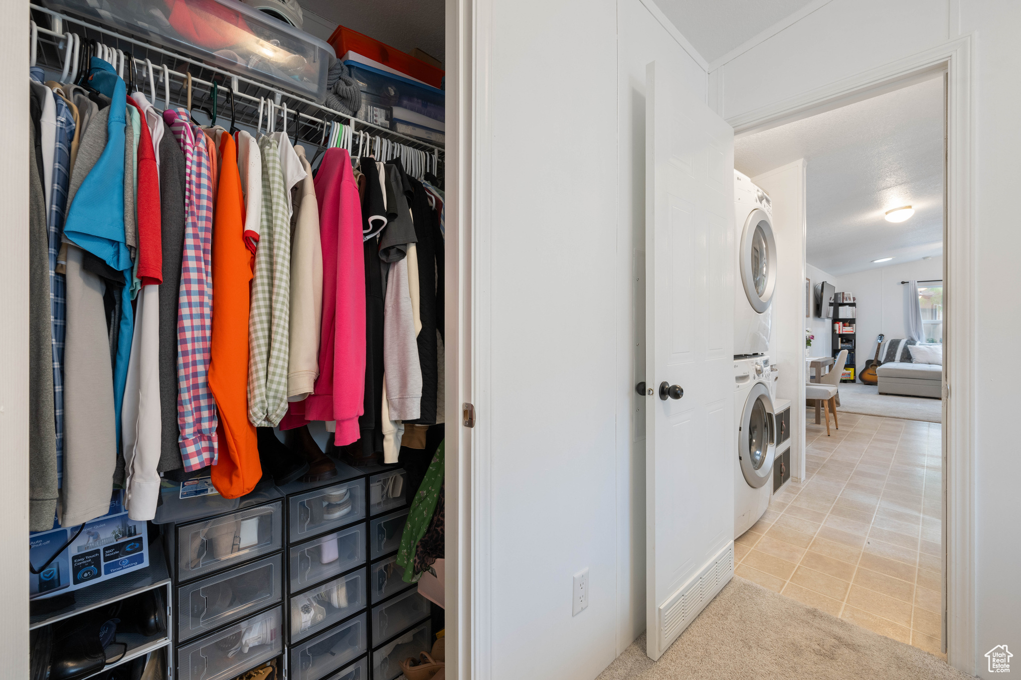 HARRISBURG LAKESIDE EST 1 - Residential