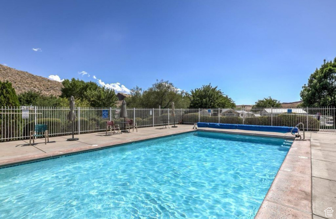 HARRISBURG LAKESIDE EST 1 - Residential