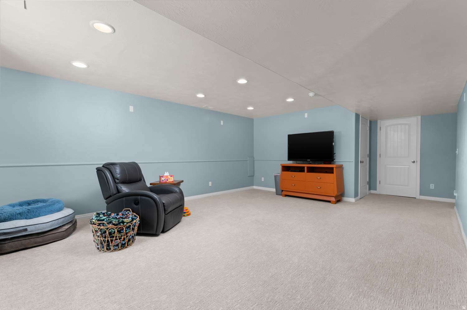 OLD FARM ESTATES - Residential