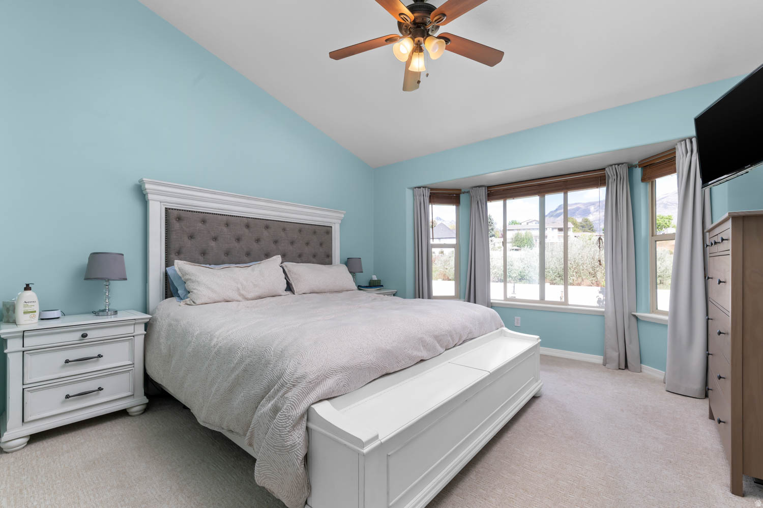 OLD FARM ESTATES - Residential