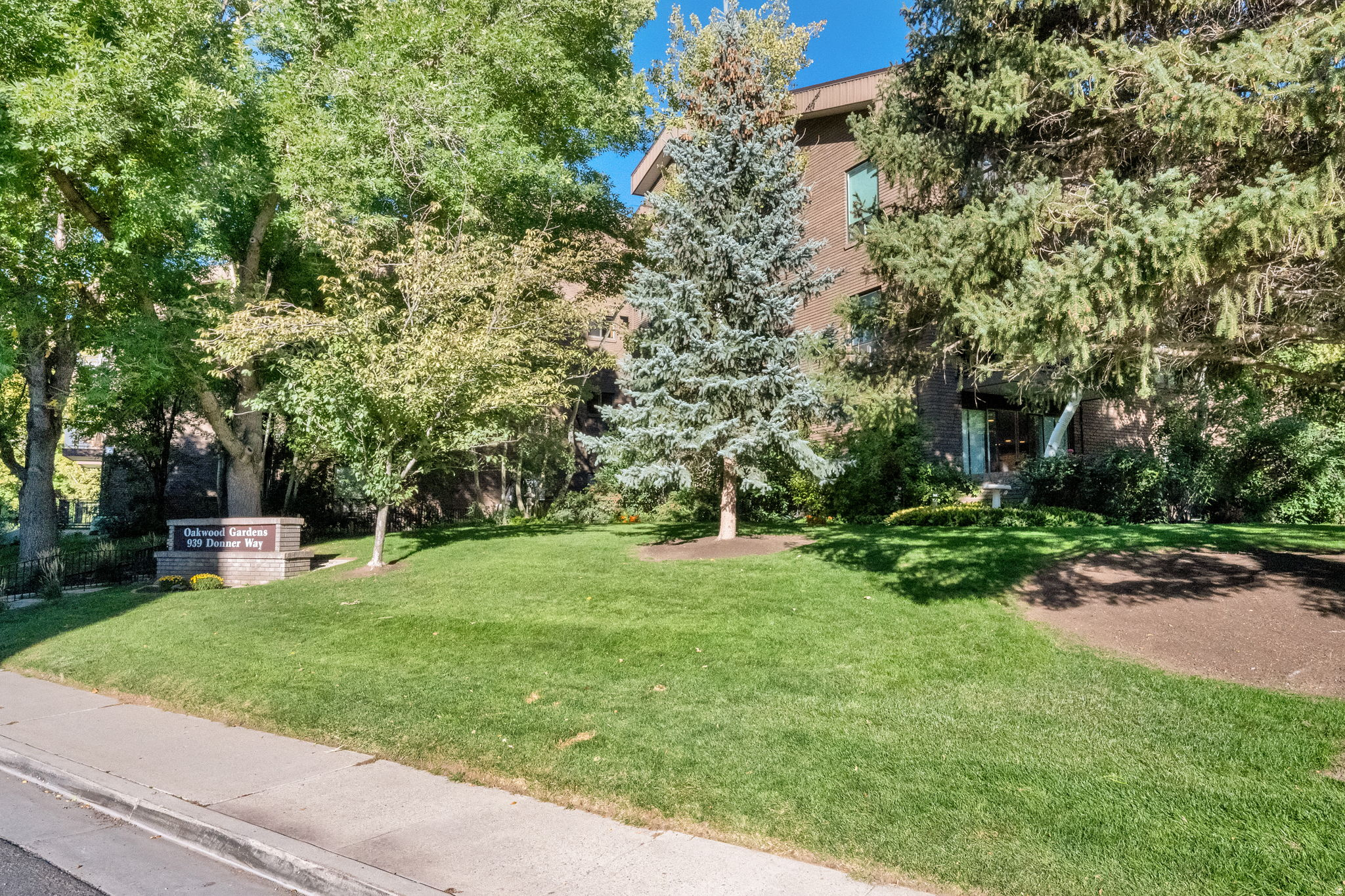 OAKWOOD GARDENS - Residential