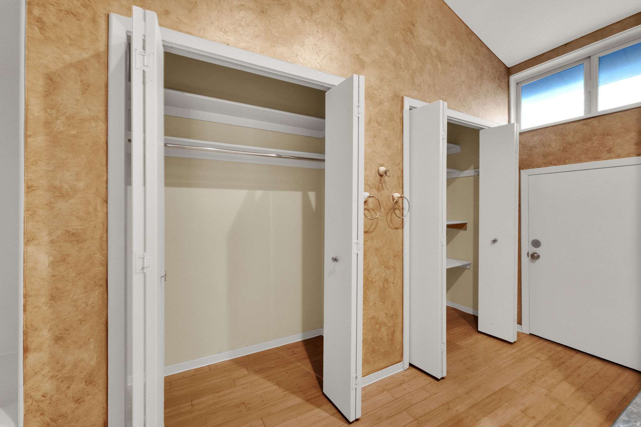 OAKWOOD GARDENS - Residential
