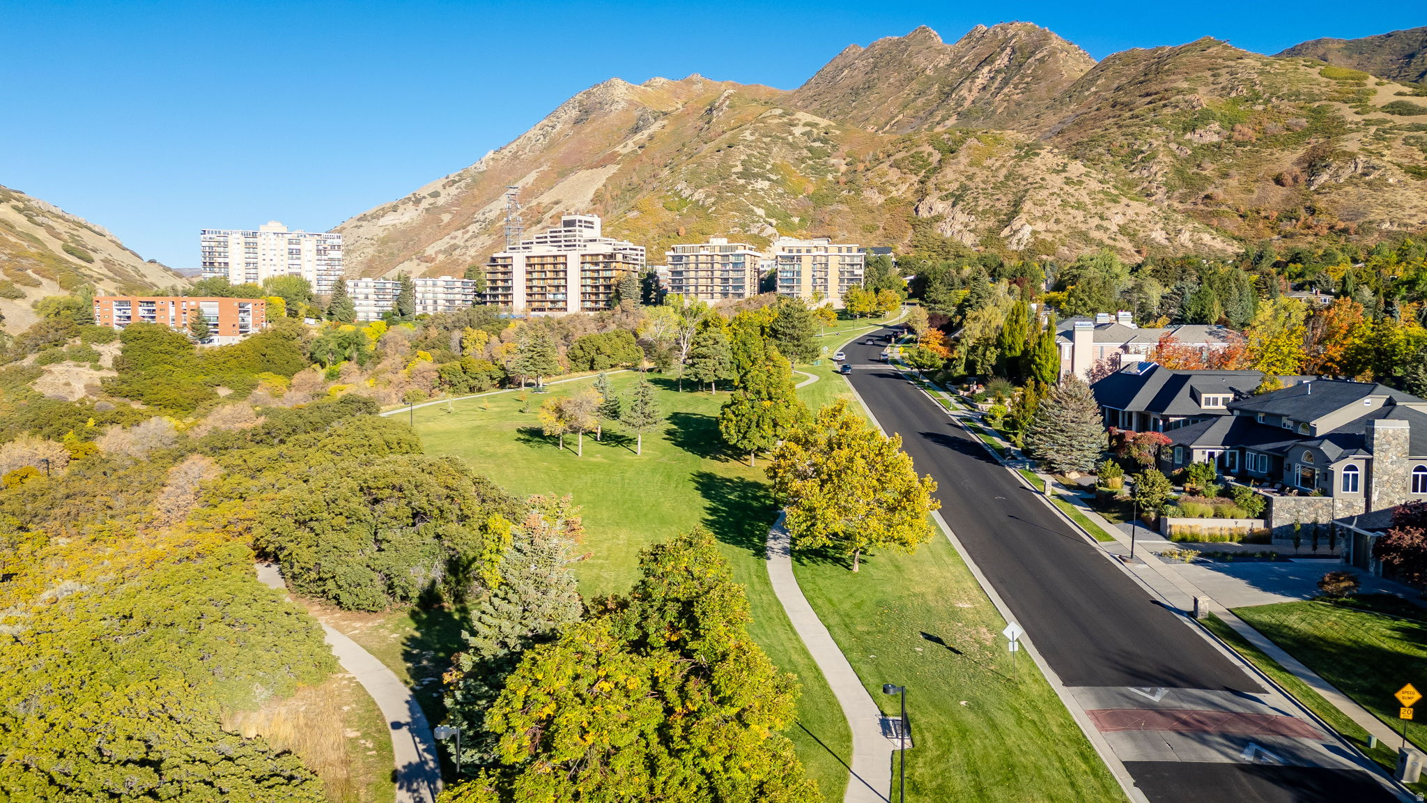 OAKWOOD GARDENS - Residential