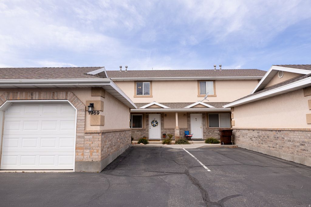 Photo of 1969 N 275 W, Harrisville, UT 84414 (MLS # 2153051)