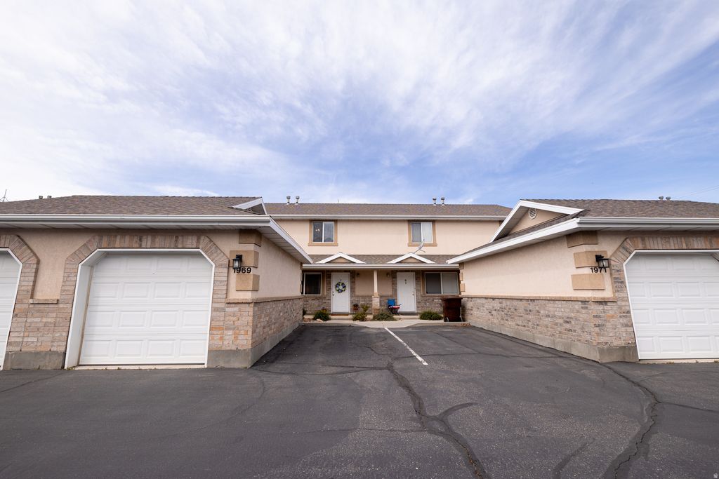 Photo of 1969 N 275 W, Harrisville, UT 84414 (MLS # 2153051)