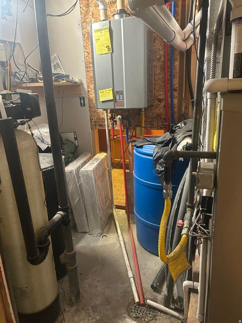 Tiny photo for 16 W 780 S, Centerville, UT 84014 (MLS # 2127770)