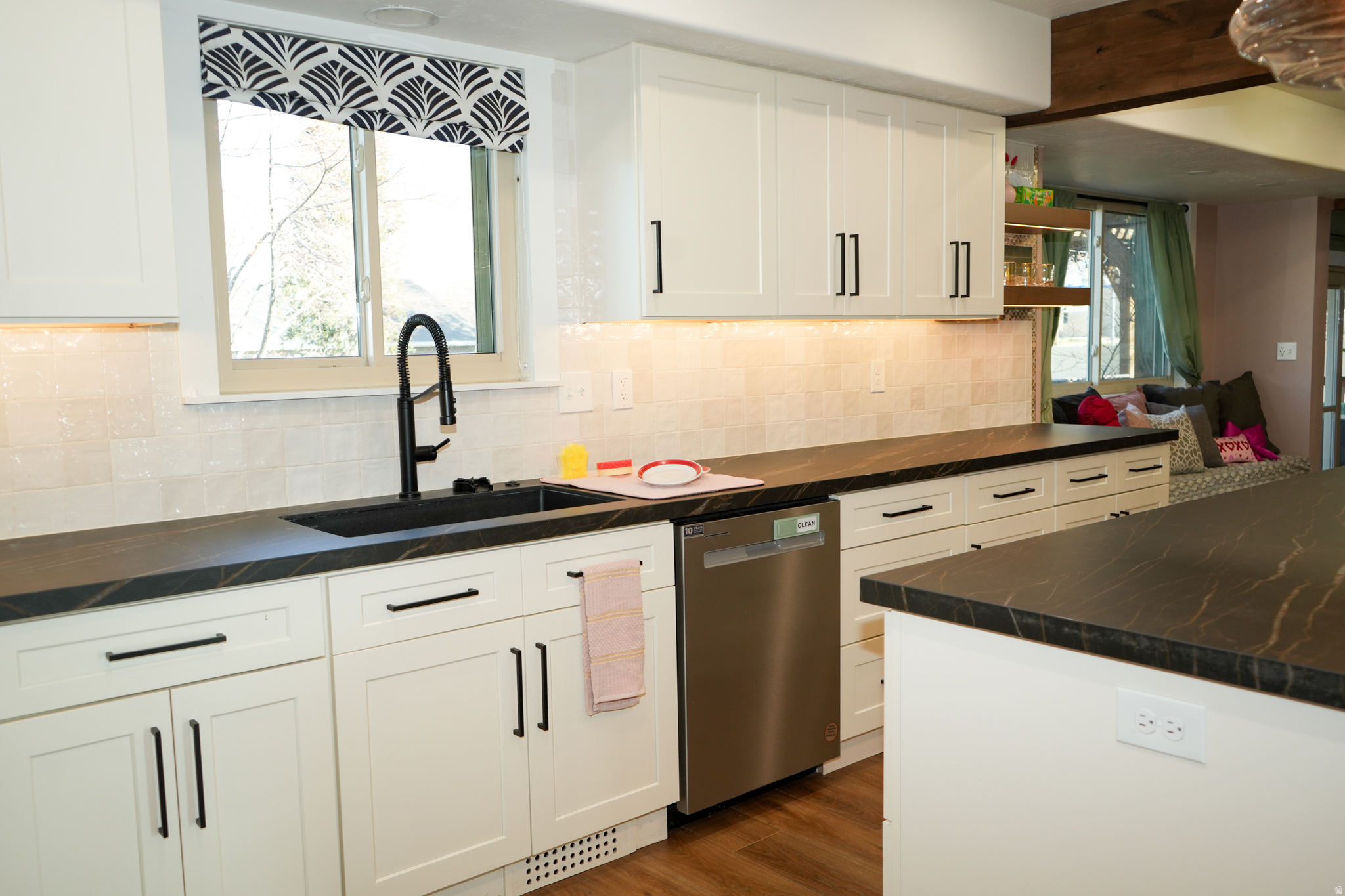 MEADOW LANDS - Residential