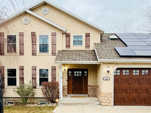 Photo of 16 W 780 S, Centerville, UT 84014 (MLS # 2127770)