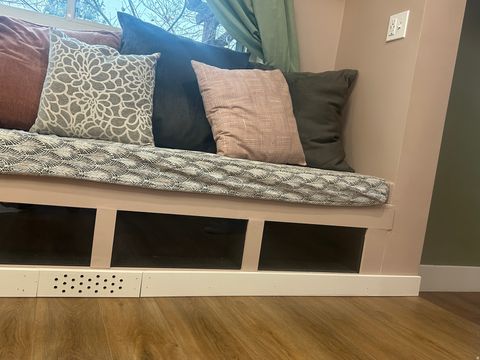 Tiny photo for 16 W 780 S, Centerville, UT 84014 (MLS # 2127770)