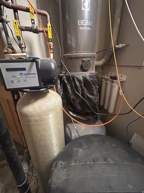 Tiny photo for 16 W 780 S, Centerville, UT 84014 (MLS # 2127770)