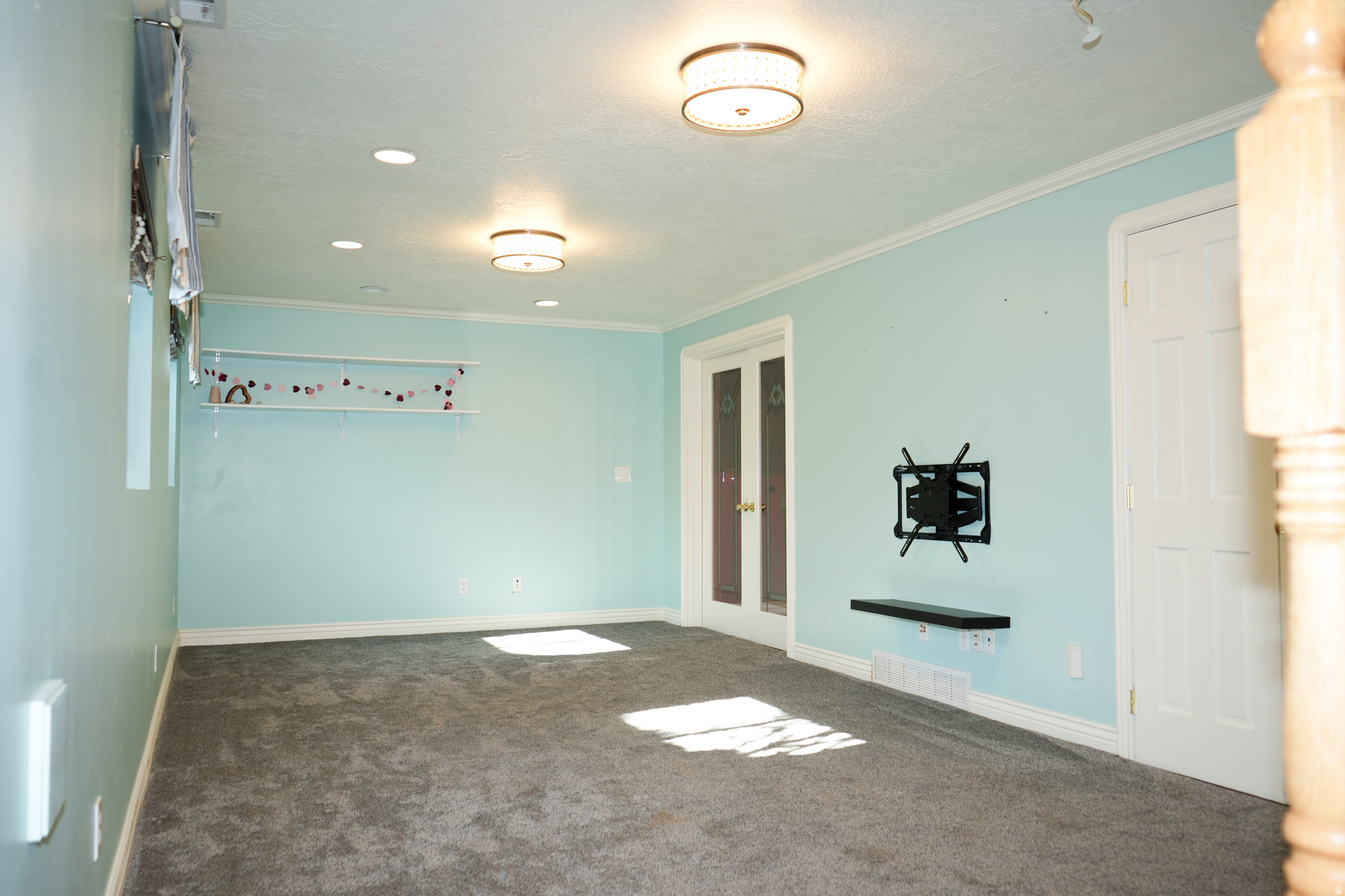 MEADOW LANDS - Residential