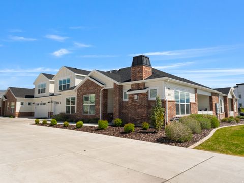 Photo of 3518 W HAVEN FIELDS DR, South Jordan, UT 84095 (MLS # 2149782)