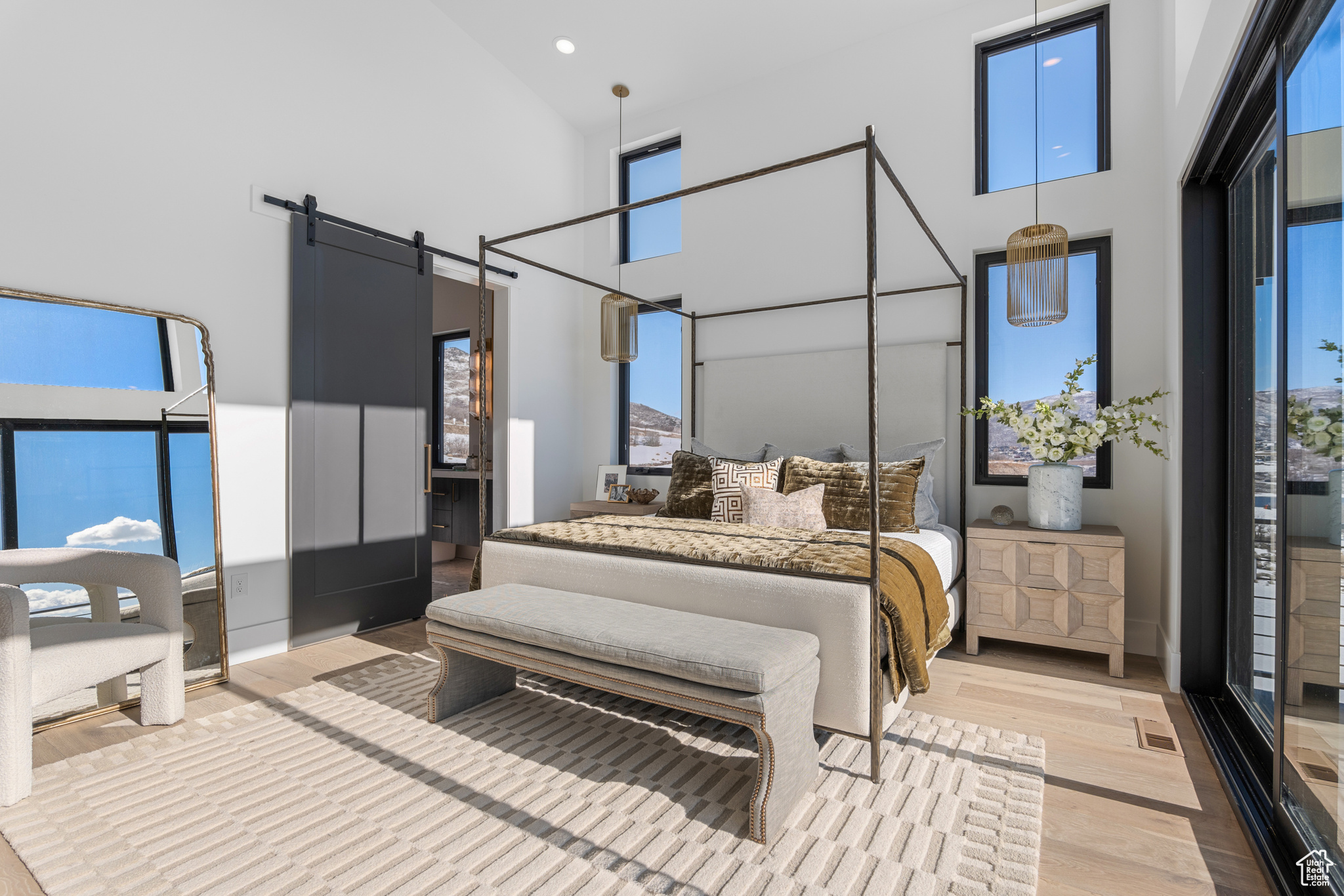 AMANTI LAGO - Residential