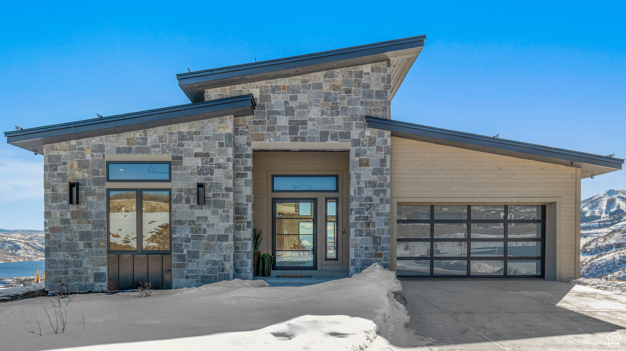 AMANTI LAGO - Residential