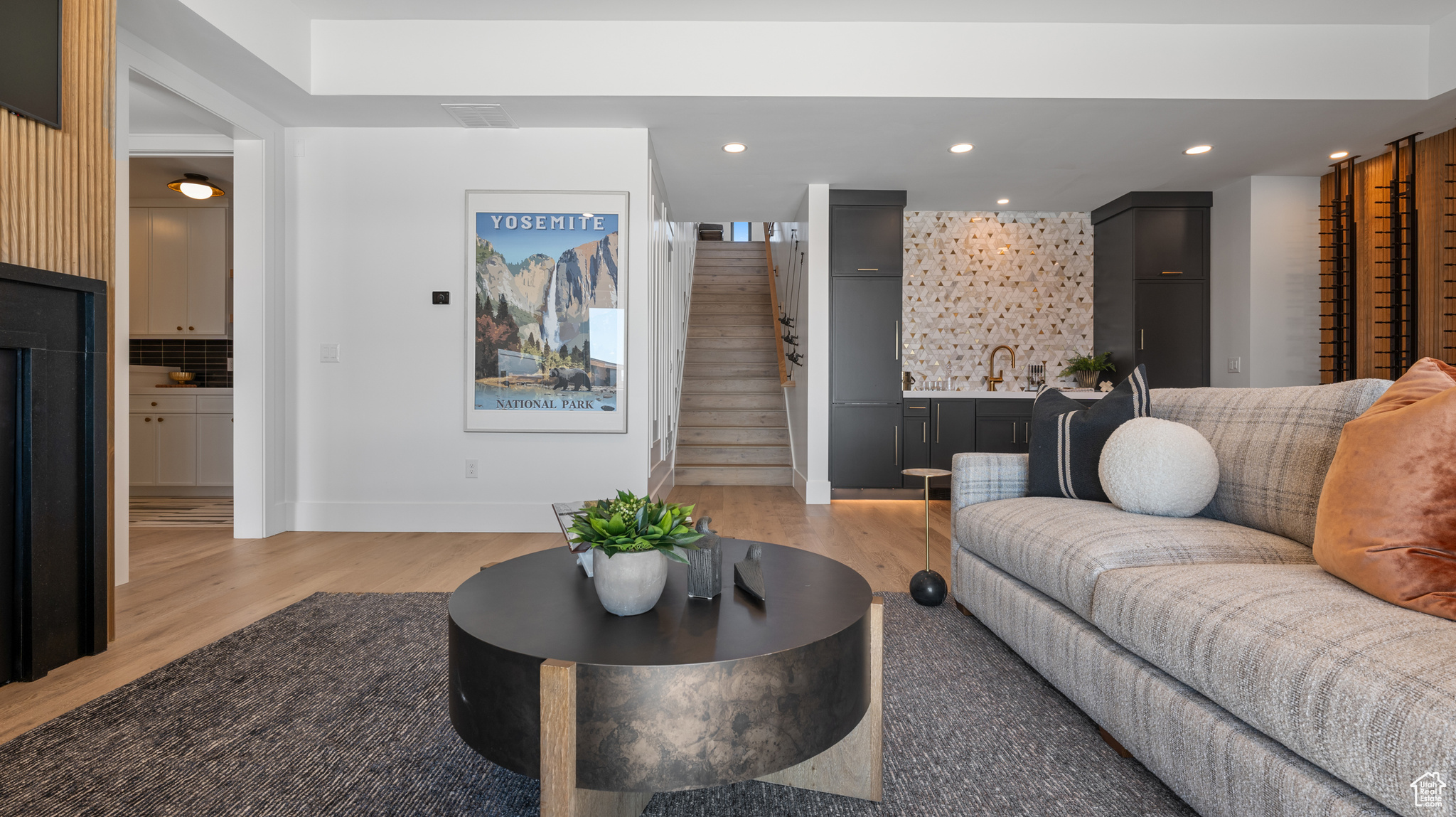 AMANTI LAGO - Residential