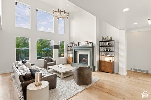 Tiny photo for 576 S 1450 W, Farmington, UT 84025 (MLS # 2187680)