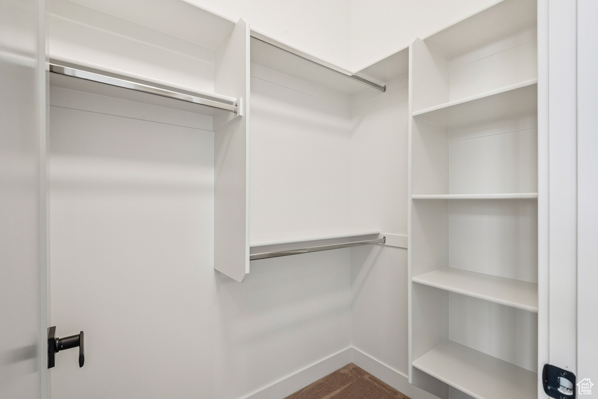 TRAPPERS RIDGE - Residential