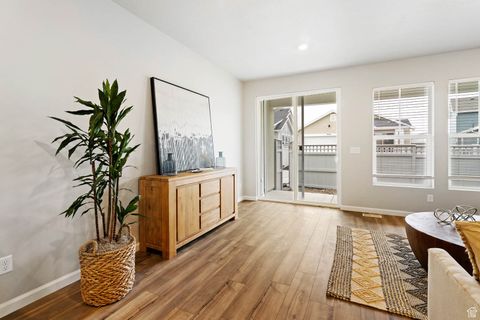 Tiny photo for 11662 S GANNET WAY #580, South Jordan, UT 84009 (MLS # 2118930)