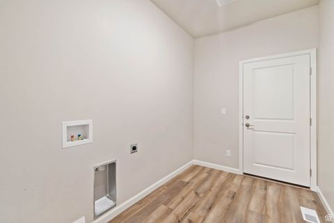 Tiny photo for 11662 S GANNET WAY #580, South Jordan, UT 84009 (MLS # 2118930)